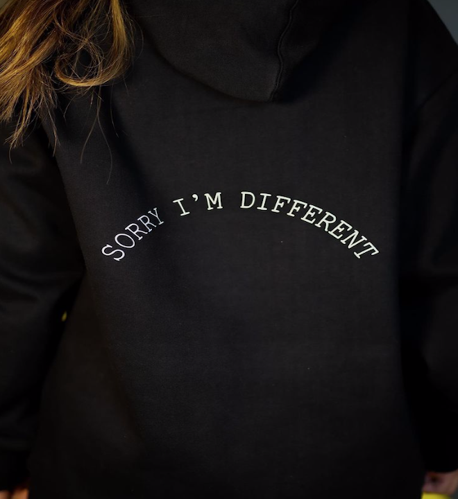 هودي انا مختلف | دبيلو ام