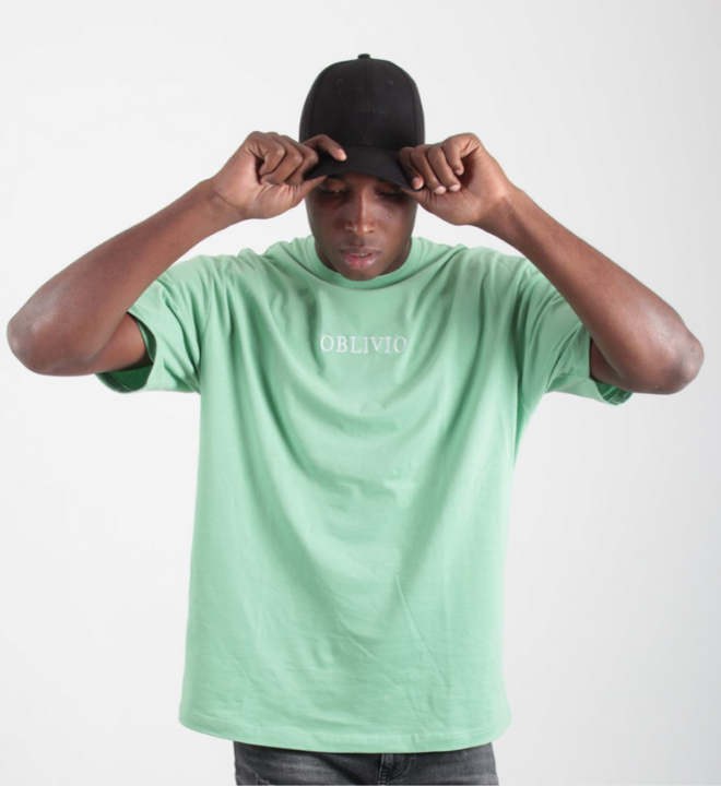 اوبليفيو | كاب اسود