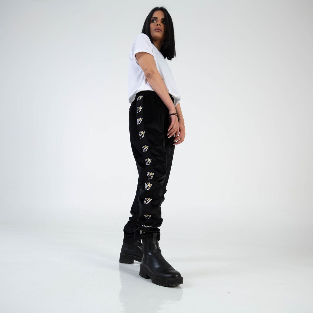 بنطال باللون الاسود | اف7