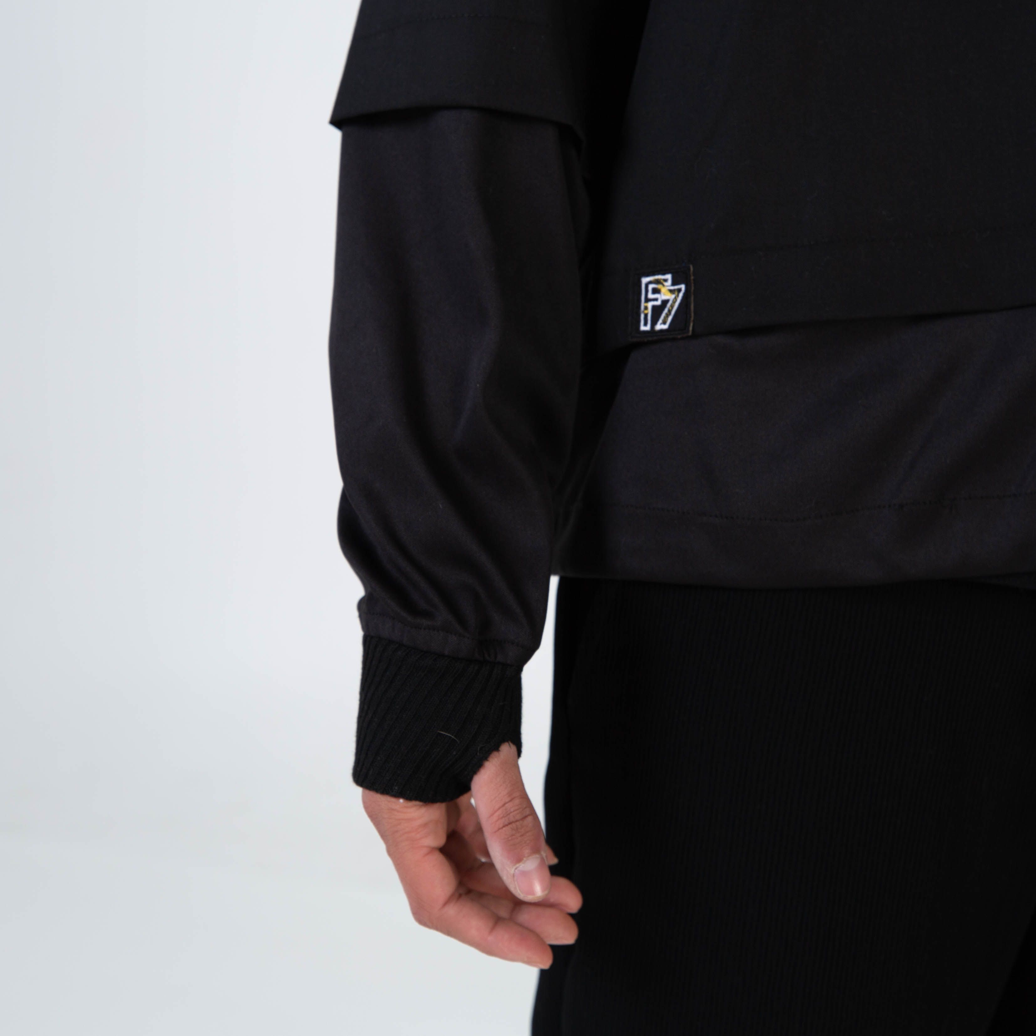 ڤيستي هودي كولكشن باللون الاسود| اف7