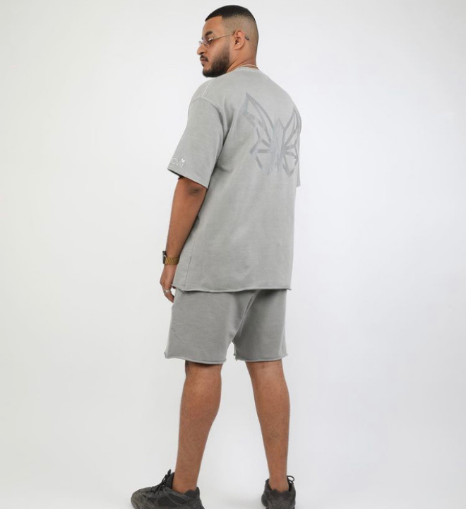 Xcvii | تيشرت رصاصي عاكس فينتج 